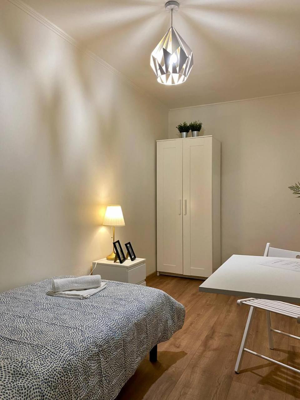 Halby Rooms Rondo Onz Варшава Экстерьер фото