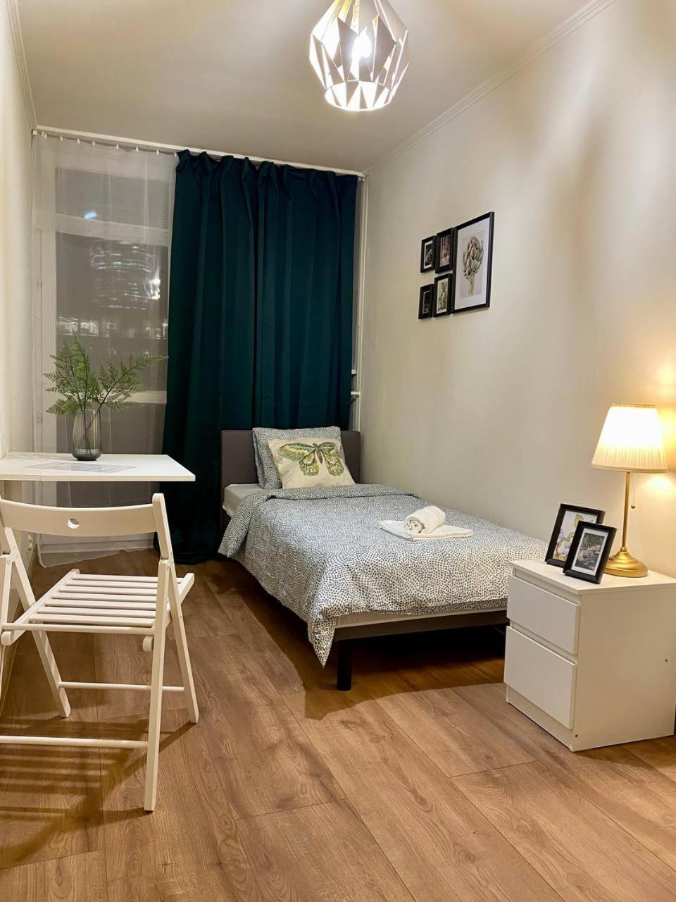 Halby Rooms Rondo Onz Варшава Экстерьер фото